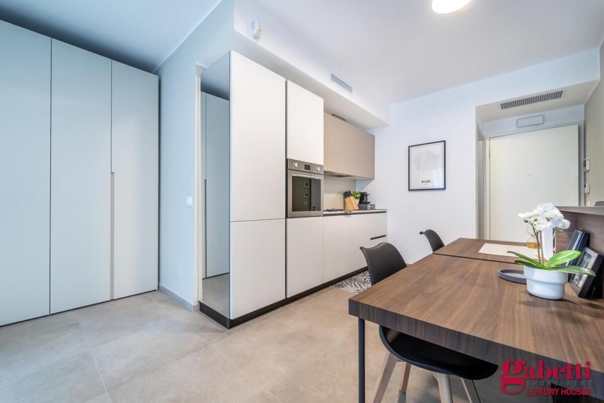 Apartamento Stilicone 15 - Luxury Apt 3D Milán Exterior foto