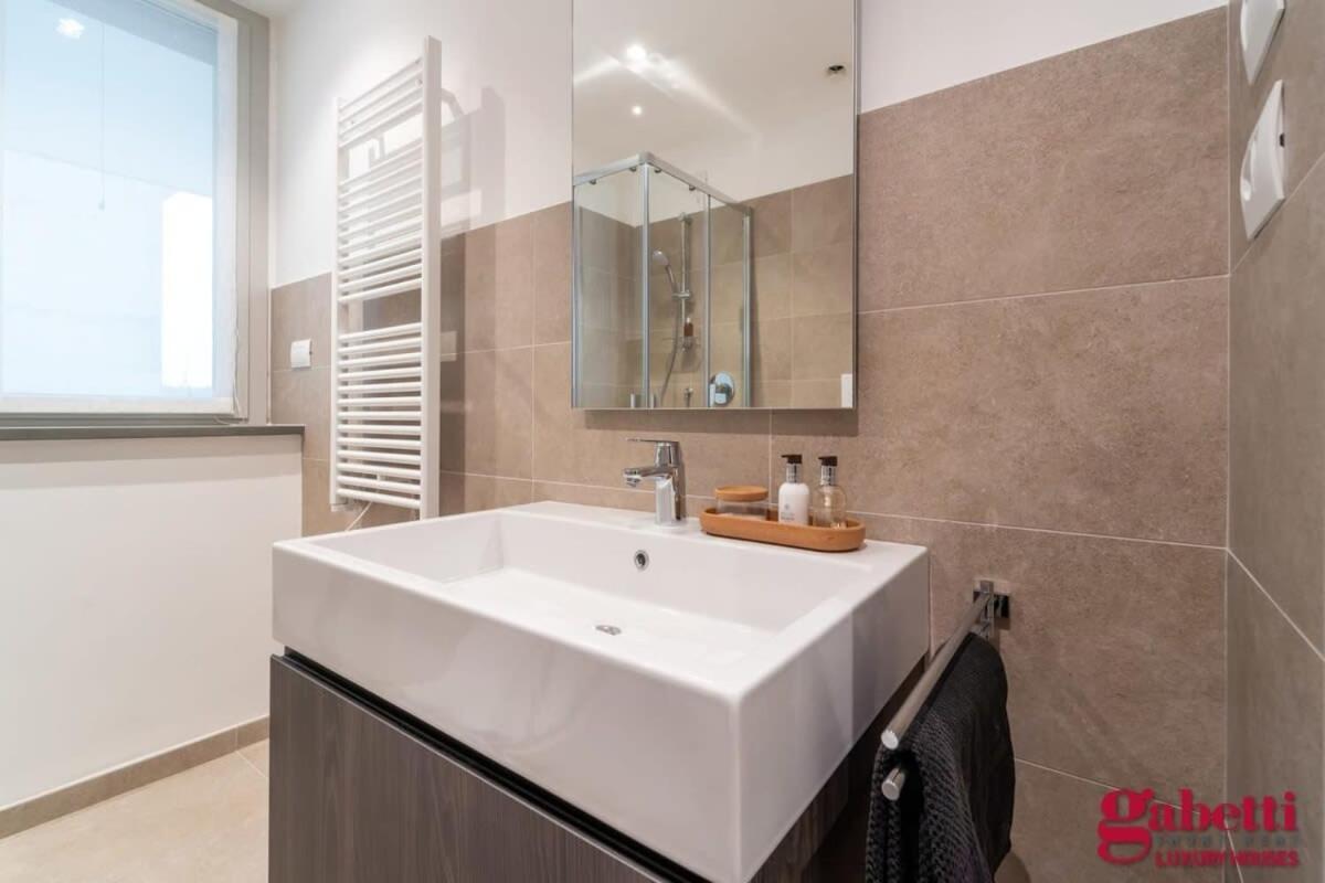 Apartamento Stilicone 15 - Luxury Apt 3D Milán Exterior foto